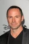 William deVry