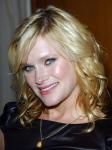 Nicholle Tom
