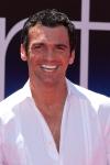 Tony Dovolani