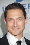 Sasha  Roiz