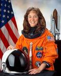 Lisa M Cdr  Nowak