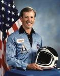 Robert L Captain Gibson