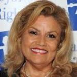 Suzanne de Passe